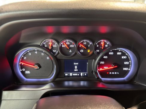 Used 2019 Chevrolet Silverado 1500 Custom Trail Boss w/ Custom Convenience Package image 12