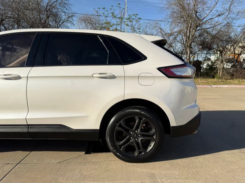 Used 2018 Ford Edge SEL w/ Equipment Group 201A image 15