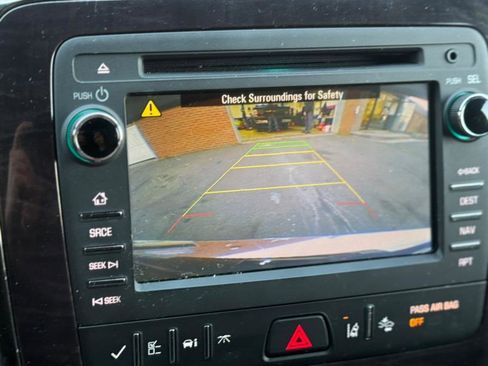 Used 2017 Buick Enclave Leather image 16