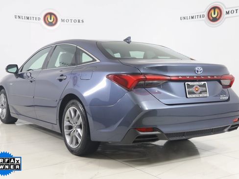 Used 2019 Toyota Avalon XLE image 4