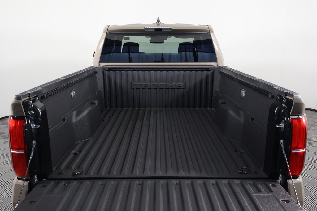 Used 2026 Toyota Tacoma SR5 w/ SR5 Upgrade Package RWD image 12