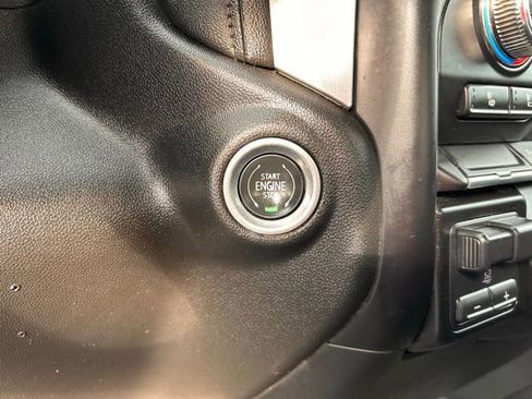 Used 2023 GMC Sierra 3500 SLE image 19