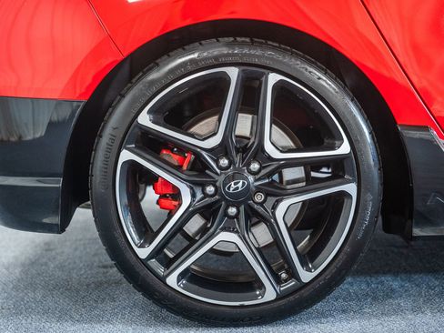 Used 2021 Hyundai Veloster N FWD image 19