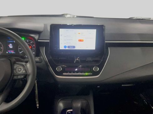 Used 2023 Toyota Corolla LE AWD/4WD image 29