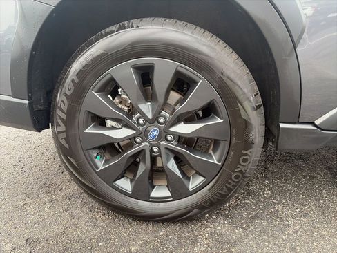 Certified 2025 Subaru Outback Onyx Edition AWD/4WD image 10
