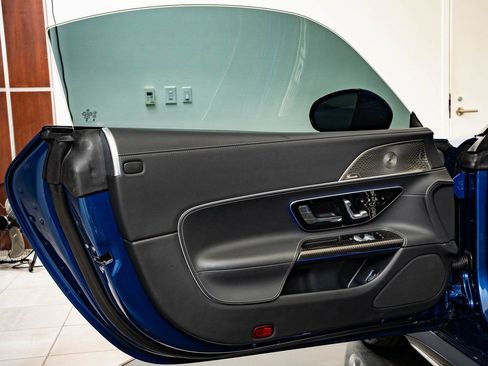 Certified 2023 Mercedes-Benz SL 43 AMG image 27