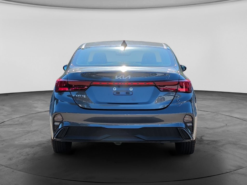 Used 2024 Kia Forte LXS FWD image 6