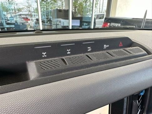 Used 2023 Ford Bronco Black Diamond w/ Sasquatch Package image 21