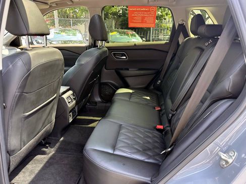 Certified 2023 Nissan Rogue Platinum w/ Platinum Premium Package AWD/4WD image 16