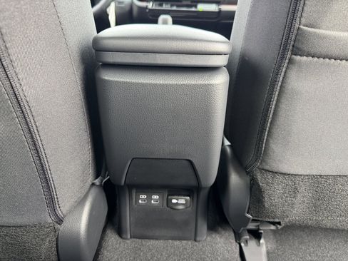 New 2026 Toyota Prius Plug-In Hybrid image 7