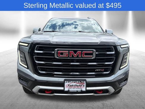 Used 2025 GMC Yukon XL AT4 AWD/4WD image 9