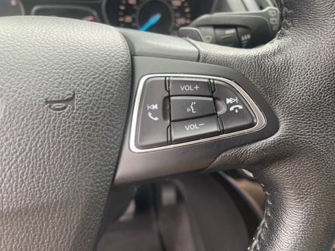 Used 2018 Ford Escape Titanium w/ Ford Safe & Smart Package image 28