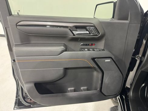 Used 2026 GMC Sierra 1500 AT4 w/ Technology Package AWD/4WD image 16