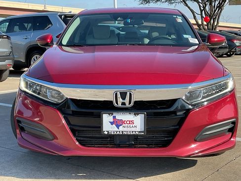 Used 2018 Honda Accord LX image 3