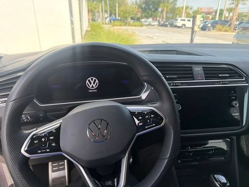 Used 2023 Volkswagen Tiguan SE R-Line FWD image 20