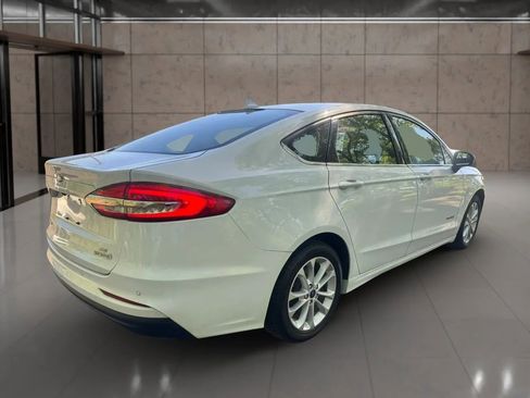 Used 2019 Ford Fusion SE image 8