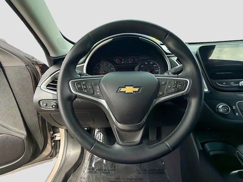Used 2023 Chevrolet Malibu RS FWD image 11