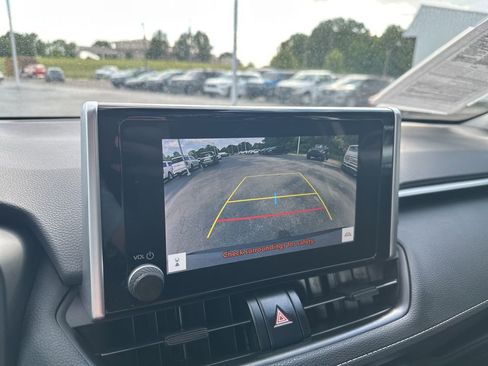 Used 2024 Toyota RAV4 XLE AWD/4WD image 24