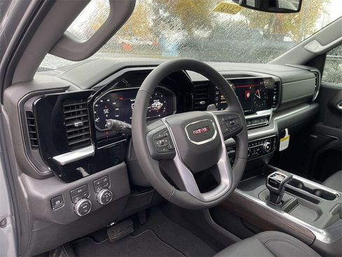New 2026 GMC Sierra 1500 SLT w/ SLT Premium Package image 10
