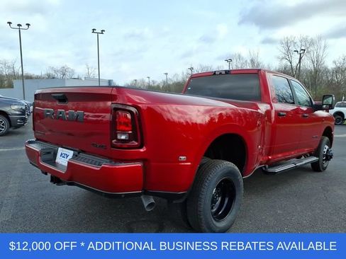 New 2026 RAM 3500 Big Horn AWD/4WD image 7