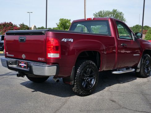 Used 2009 GMC Sierra 1500 W/T AWD/4WD image 9