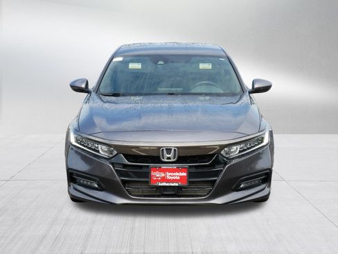 Used 2018 Honda Accord Sport image 2