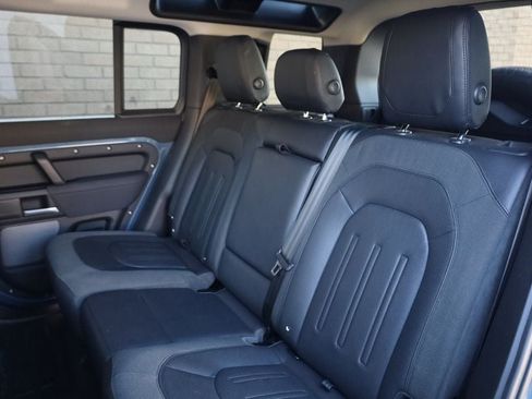 Used 2020 Land Rover Defender 110 S image 19