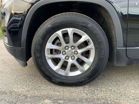 Used 2019 Chevrolet Traverse LS w/ LPO, Floor Liner Package AWD/4WD image 30