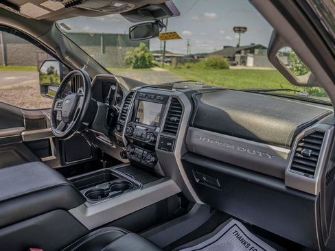 Used 2021 Ford F350 Lariat w/ Lariat Ultimate Package AWD/4WD image 24