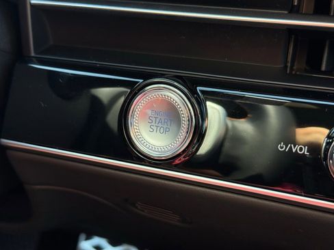 New 2026 Genesis GV70 2.5T Sport Prestige AWD/4WD image 39