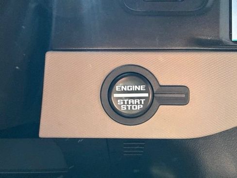 Used 2023 Ford Bronco Wildtrak AWD/4WD image 29