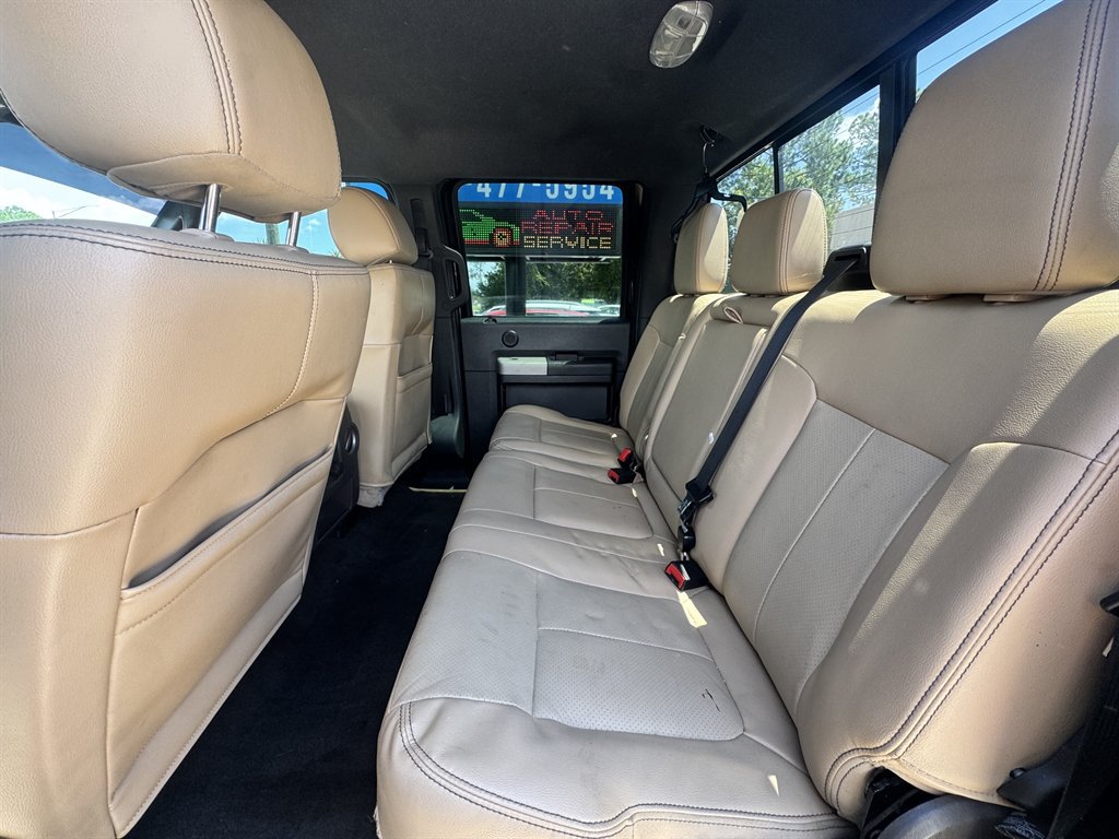 Used 2015 Ford F250 Lariat w/ Lariat Interior Package AWD/4WD image 11