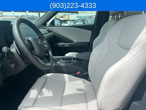 Used 2025 Lexus TX 350 AWD w/ Technology Package image 35