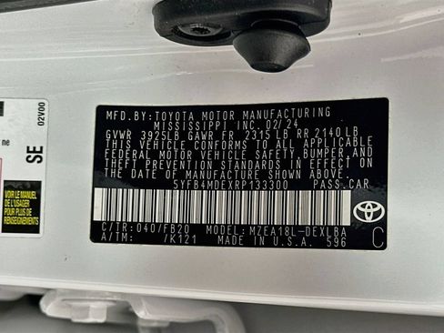 Used 2024 Toyota Corolla LE FWD image 31
