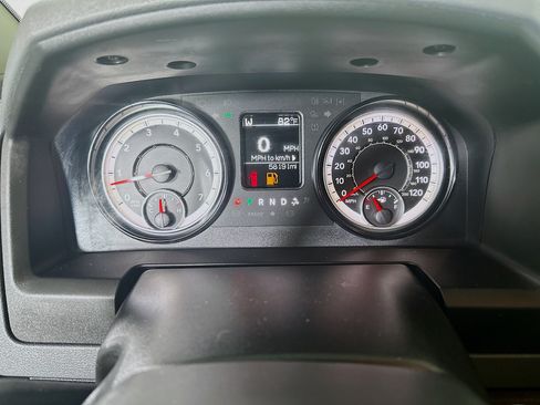 Used 2019 RAM 1500 Classic SLT RWD image 19