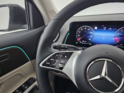 New 2026 Mercedes-Benz GLB 250 4MATIC image 36