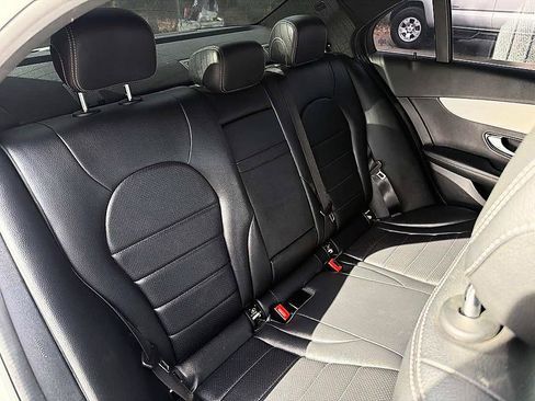 Used 2021 Mercedes-Benz C 300 Sedan image 21
