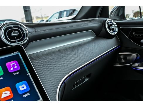 New 2026 Mercedes-Benz GLC 350e 4MATIC image 18