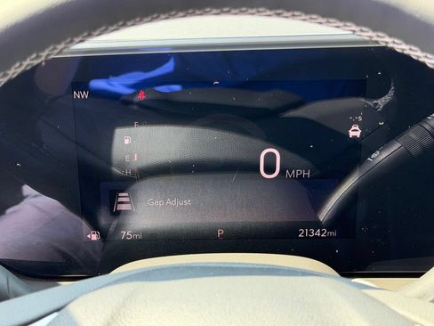 Used 2024 Buick Encore GX Avenir w/ Avenir Convenience Package AWD/4WD image 21