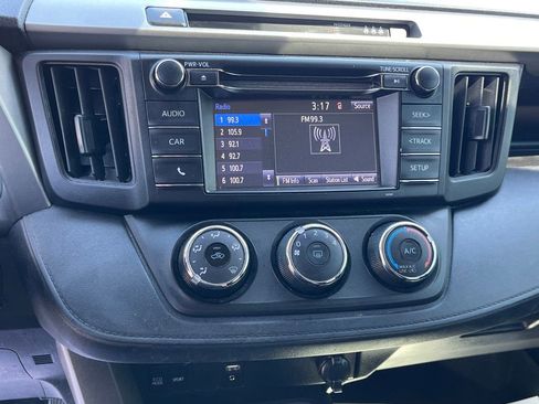Used 2018 Toyota RAV4 LE w/ All Weather Liner Package AWD/4WD image 21