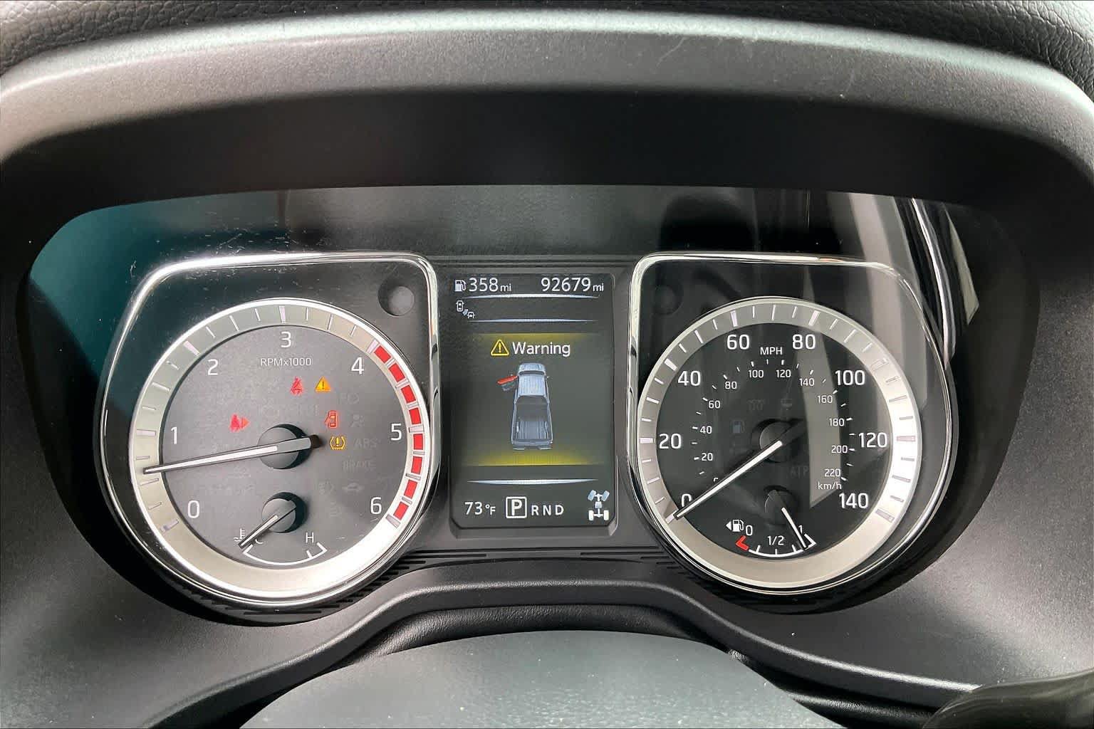 Used 2018 Nissan Titan SV w/ SV Convenience Package AWD/4WD image 23