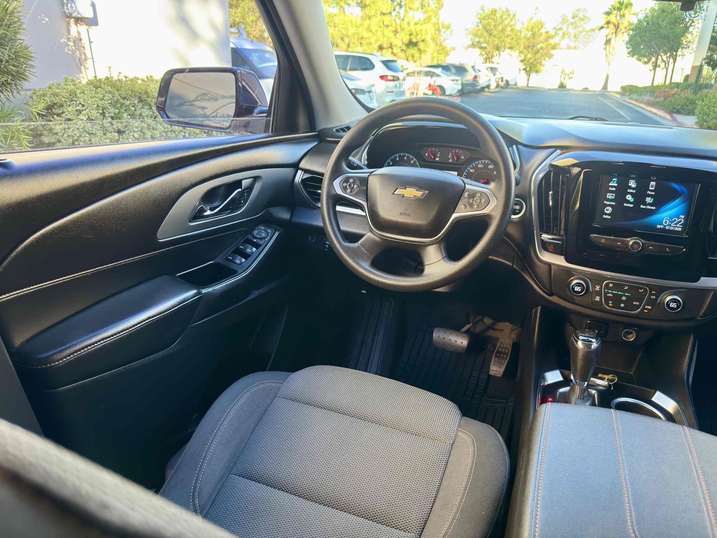 Used 2019 Chevrolet Traverse LS w/ LPO, Blackout Package FWD image 24