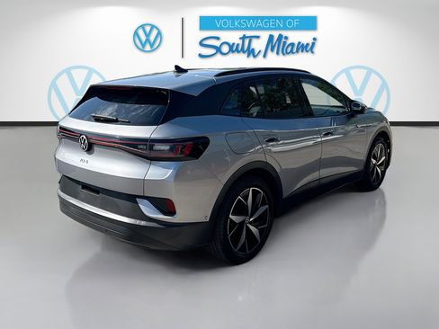 Used 2023 Volkswagen ID.4 S image 7