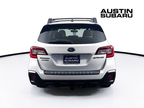 Used 2019 Subaru Outback 2.5i Limited w/ Popular Package #2 image 6