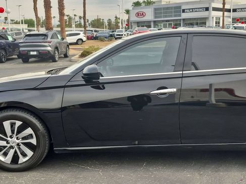 Used 2020 Nissan Altima 2.5 S FWD image 31