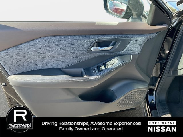Certified 2023 Nissan Rogue SV AWD/4WD image 31