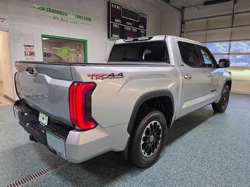 Used 2022 Toyota Tundra SR5 w/ TRD Off-Road Package AWD/4WD image 6
