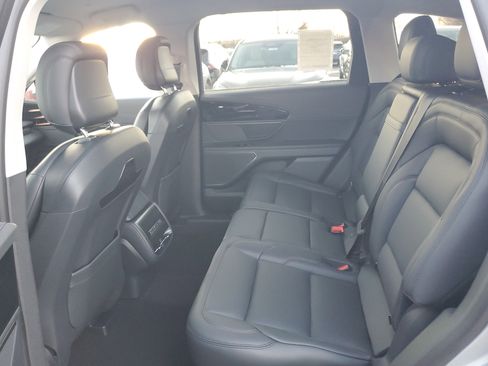 New 2026 Lincoln Nautilus Premier image 27