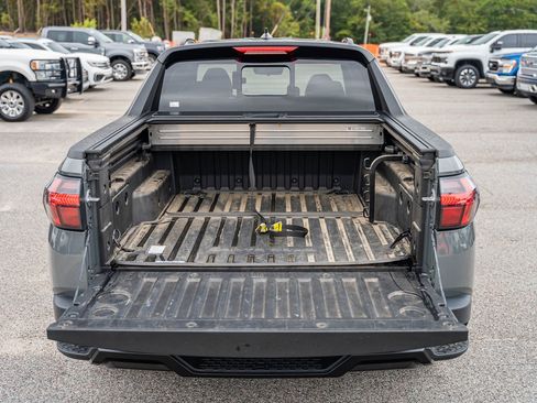 Used 2024 Hyundai Santa Cruz Night image 17