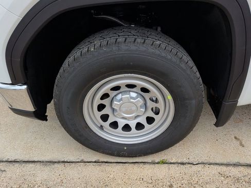 New 2026 GMC Sierra 1500 Pro w/ Pro Value Package image 39